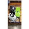 Image 1 : 2 FANS/HEATERS AND IRON