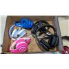 Image 2 : LARGE LOT OF ASSORTED OVER EAR HEADPHONES, WIRED AND WIRELESS