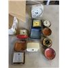 Image 2 : BOX LOT OF TRAVEL CLOCKS