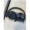 Image 3 : RAZER FEROX USB SPEAKERS AND SONY WIRED OVER EAR HEADPHONES