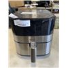 Image 1 : ULTIMA COSA 5.2QT DIGITAL AIR FRYER - TESTED WORKING, RETAIL $229