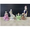 Image 1 : 4 ANTIQUE PORCELAIN FIGURINES
