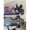 Image 3 : VINTAGE PUSH SKATEBOARD AND 2 OTHER SKATEBOARDS