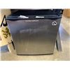 Image 1 : IGLOO COMPACT FRIDGE WORKING
