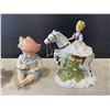 Image 2 : 3 HANDPAINTED FIGURES