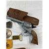Image 3 : Toy Revolvers