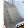 Image 3 : HDX Latched Totes