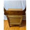 Image 6 : "Victori Ville Furniture" Washstand
