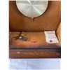Image 3 : Daniel Dakota 31 Day Wall Clock