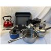 Image 1 : Kitchen Pots & Pans