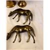 Image 3 : Brass Decor