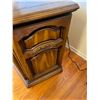 Image 4 : MagnaSonic Stereo Cabinet