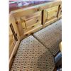 Image 8 : Dining Table & Bench