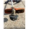 Image 5 : Husqvarna 129R Weedwacker