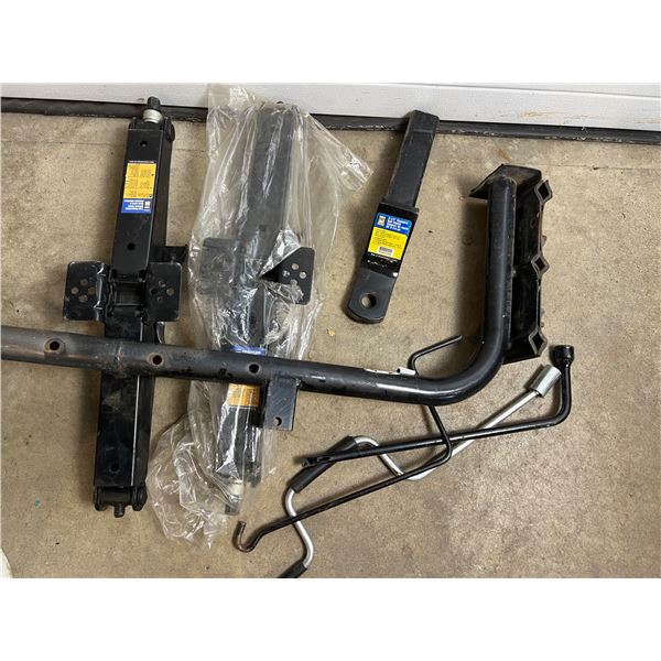 Vehicle Hitches & Jacks