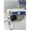Image 2 : Brother LS-2125 Sewing Machine