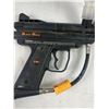 Image 5 : Paintballing Equipment