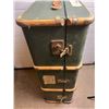 Image 2 : Vintage Trunk