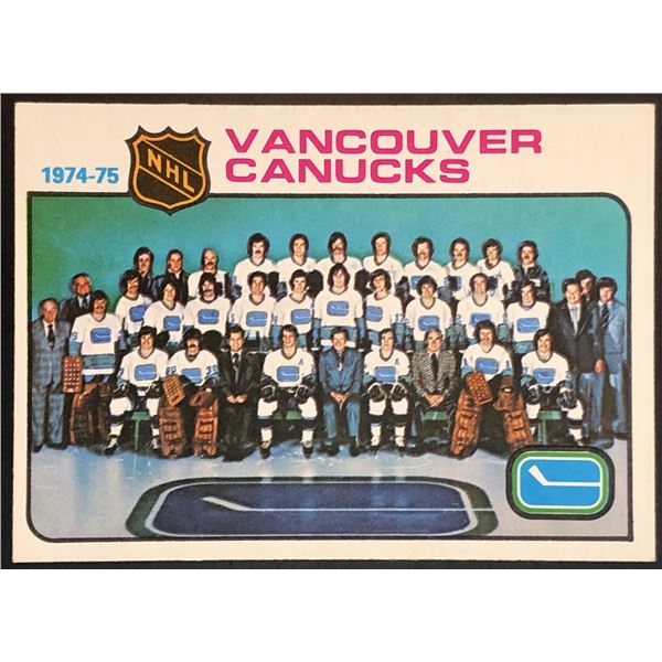 1975-76 NHL O-PEE-CHEE VANCOUVER CANUCKS