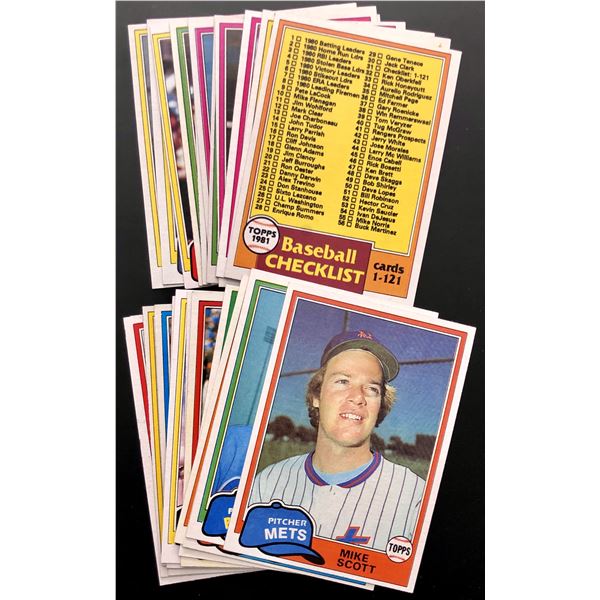 1981 TOPPS BASEBALL COLLECTION (25)