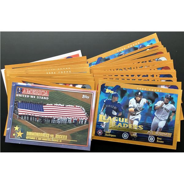 2002 TOPPS BASEBALL COLLECTION (25)