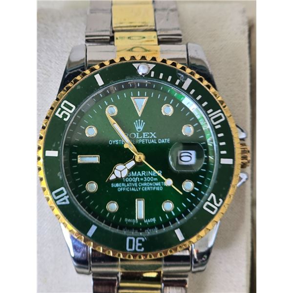ROLEX SUBMARINER 116610 LV "HULK" REPLICA WATCH. 2 TONE GOLD AND STAIN