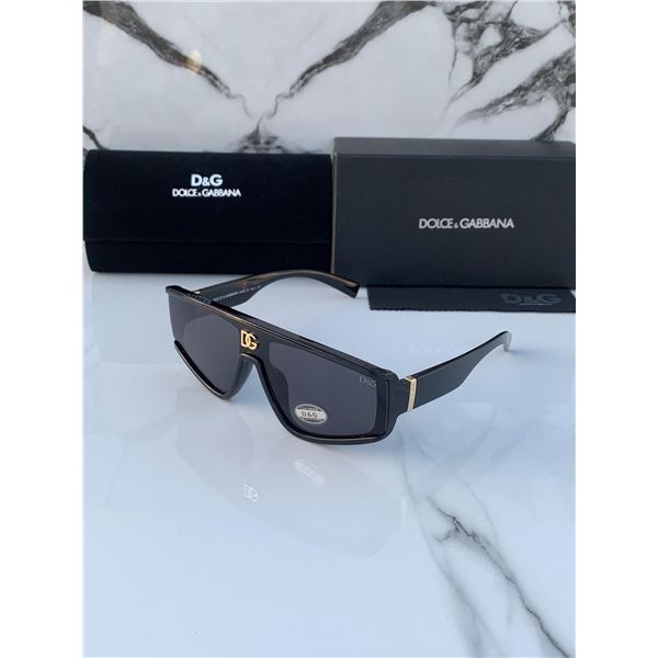 DOLCE & GABANA MAN HIGH-END REPLICA SUNGLASSES. BRAND NEW IN BOX