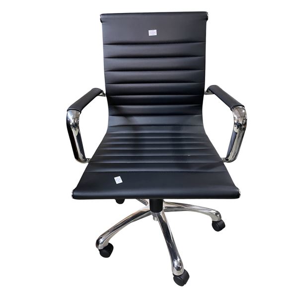 As NEW Office Desk Black Leather Chair - Like New