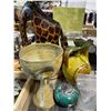 Image 3 : Shelf Decor Group - includes various shells/Stones Etc.