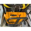 Image 2 : Electric Lifting Height Forklift Stacker - Excellent Condition