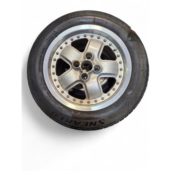 Set of 4 Sneaker 185/65 R15 88S Tires w/ Rims