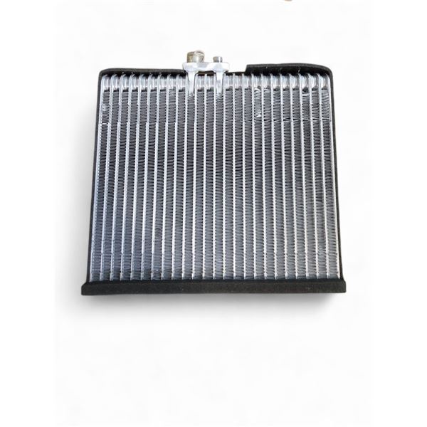 UAC Car Part - Evaporator JX2111UL
