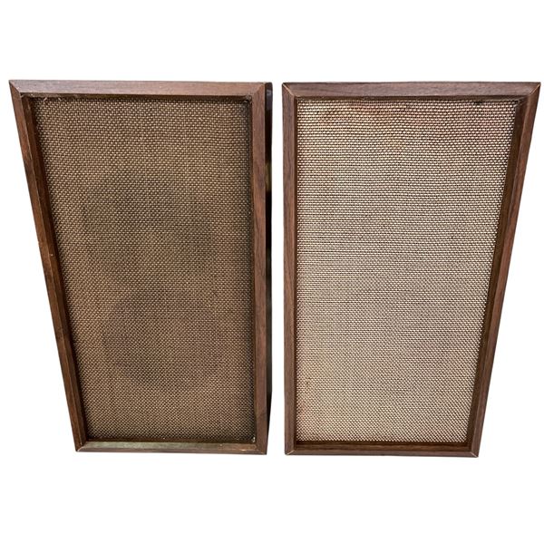 Pair of Vintage Bookshelf Speakers