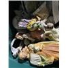 Image 3 : arge Assorted Vintage Decor & Collectibles - Brass, Ceramics, Glassware & Wall Art