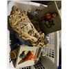 Image 8 : arge Assorted Vintage Decor & Collectibles - Brass, Ceramics, Glassware & Wall Art