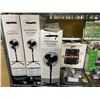 Image 2 : Shelf Lot - Fans, Blenders, and Kitchenware