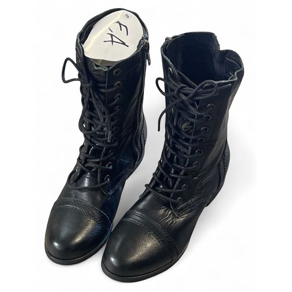 Elizabeth Ann The Rouge Black Size 6.5
