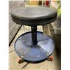 Image 2 : Group - Mechanic Drip Containers & Rolling Mechanics Stool