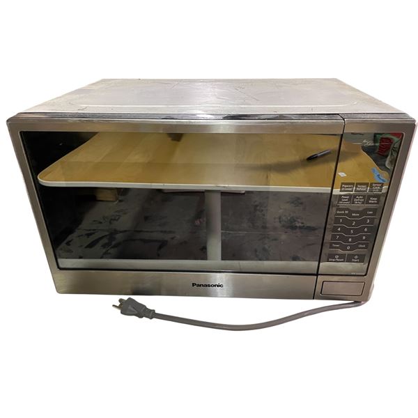 Panasonic NN-SG656S Microwave Oven – Untested, As Is