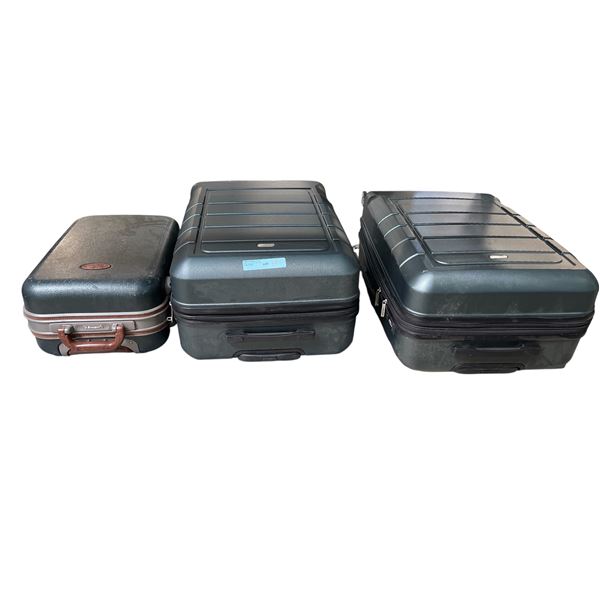 Group of 3 Luggage Bags
