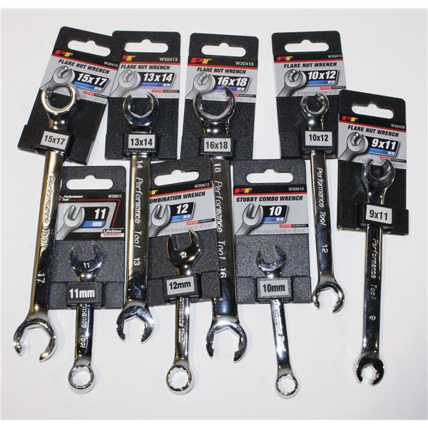 LOT OF METRIC COMBINATION WRENCHES AND FLARE NUT