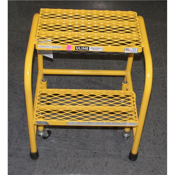 ULINE ROLLING STAIR PLATFORM