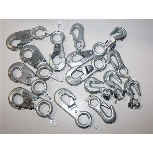 LOT OF ASSORTED HOOKS