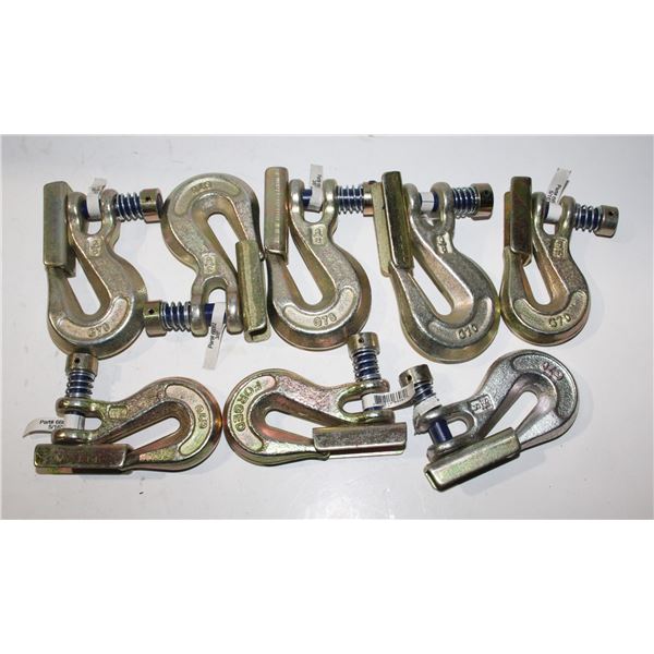 LOT OF ASSORTED HOOKS