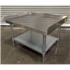 Image 2 : 36" x 30" Stainless Steel Equipment Stand, Omcan 22059| R4-4