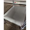 Image 7 : 24" x 30" Stainless Steel Equipment Stand, Omcan 22057| MR4-1