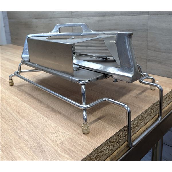 Tomato Tamer Slicer| L5R1