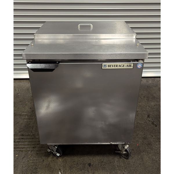 Beverage Air SPE27B 27" Refrigerated Sandwich Prep Table W/Top Lid| 6699/LBD2