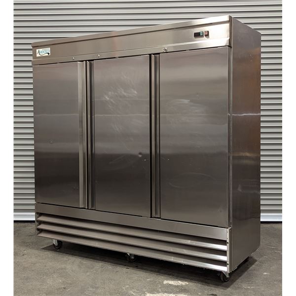 Avantco 178SS3FHC 81" Three Door Stainless Freezer| 219/Con