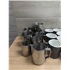 Image 2 : Assorted Mugs & Cream Pitchers - Lot of Approx. 40pcs| KF7/ftF